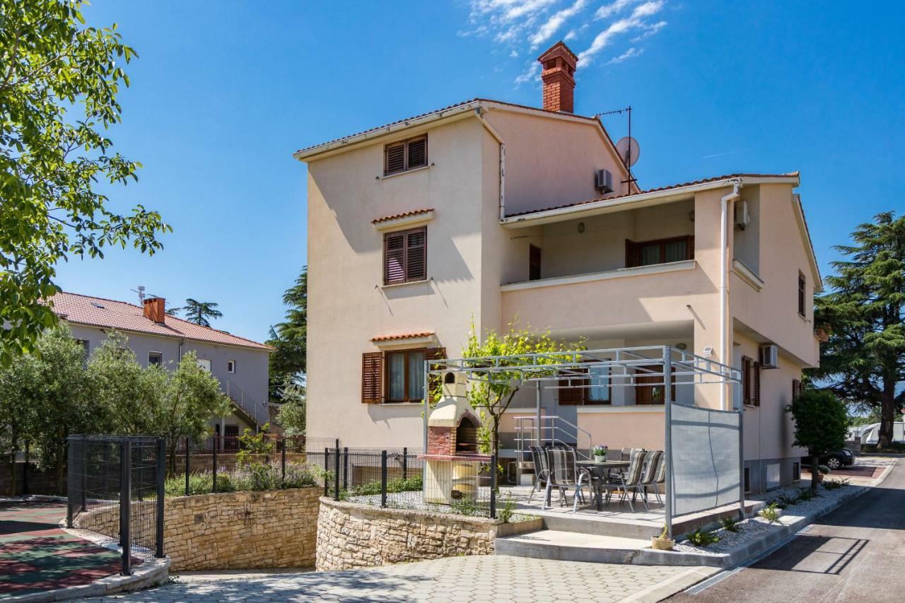 Apartment Anton, Fažana Exteriör bild
